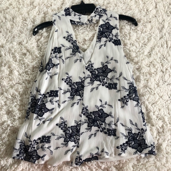 Tank top / blouse - Picture 2 of 3